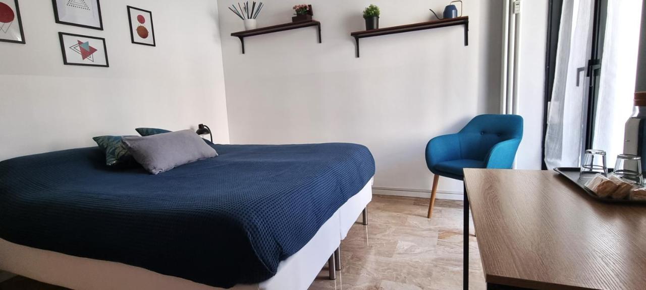 Guesthouse Tree Rooms Industrial Bergamo Bagian luar foto