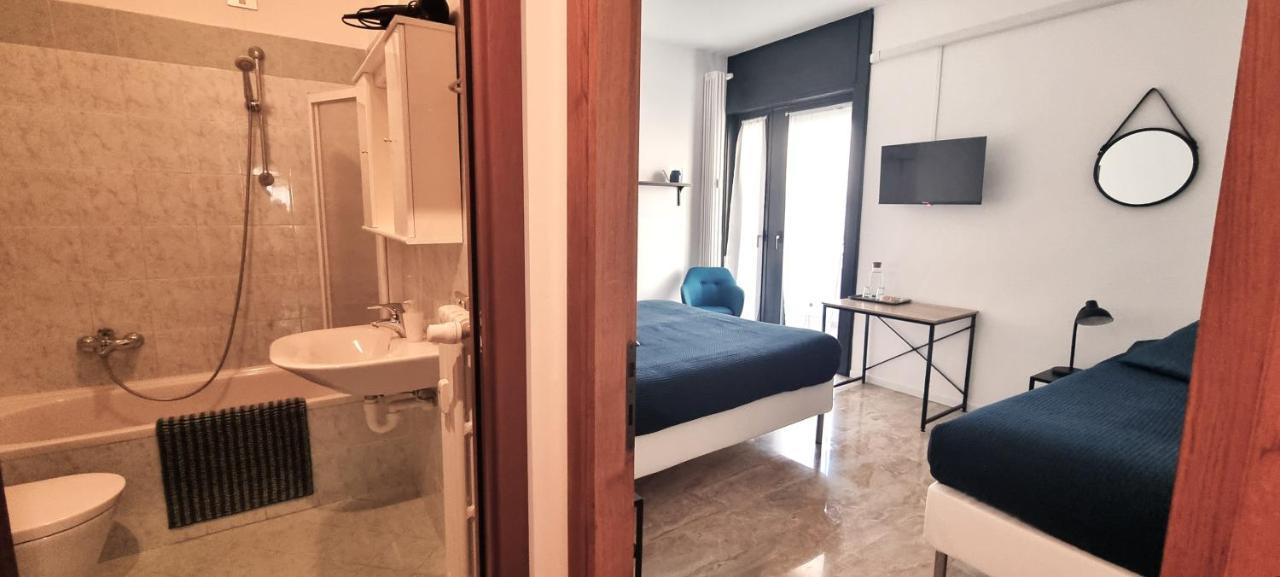 Guesthouse Tree Rooms Industrial Bergamo Bagian luar foto