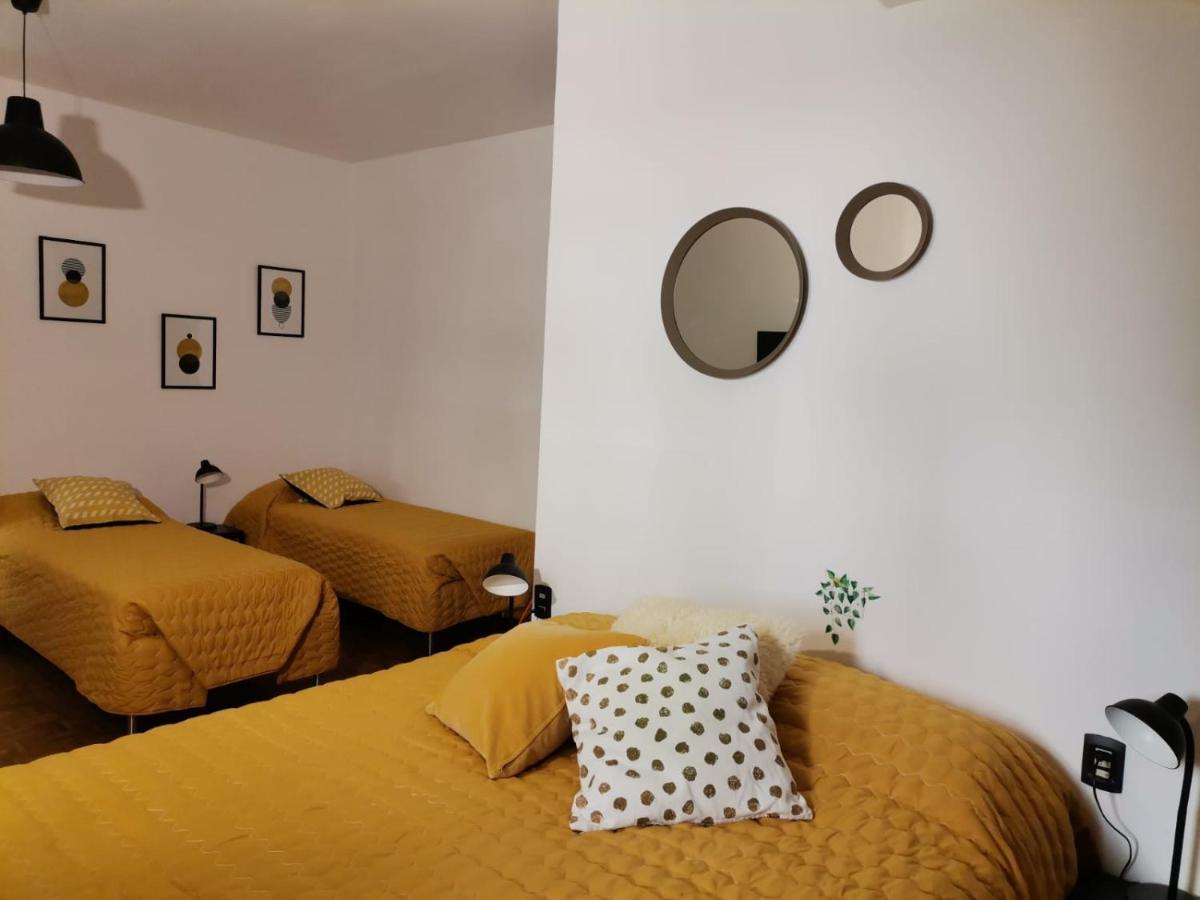 Guesthouse Tree Rooms Industrial Bergamo Bagian luar foto