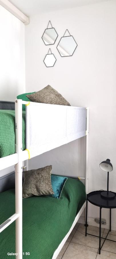 Guesthouse Tree Rooms Industrial Bergamo Bagian luar foto